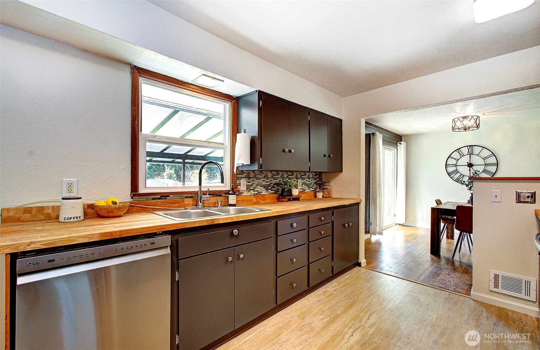 964 G Street , Washougal, WA 98671