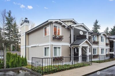 11215 NE 128th Street #L301, Kirkland, WA 98034 - Photo 1