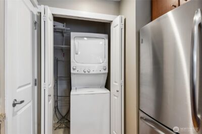 11215 NE 128th Street #L301, Kirkland, WA 98034 - Photo 12