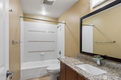 11215 NE 128th Street #L301, Kirkland, WA 98034 - Photo 13