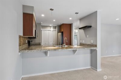 11215 NE 128th Street #L301, Kirkland, WA 98034 - Photo 4