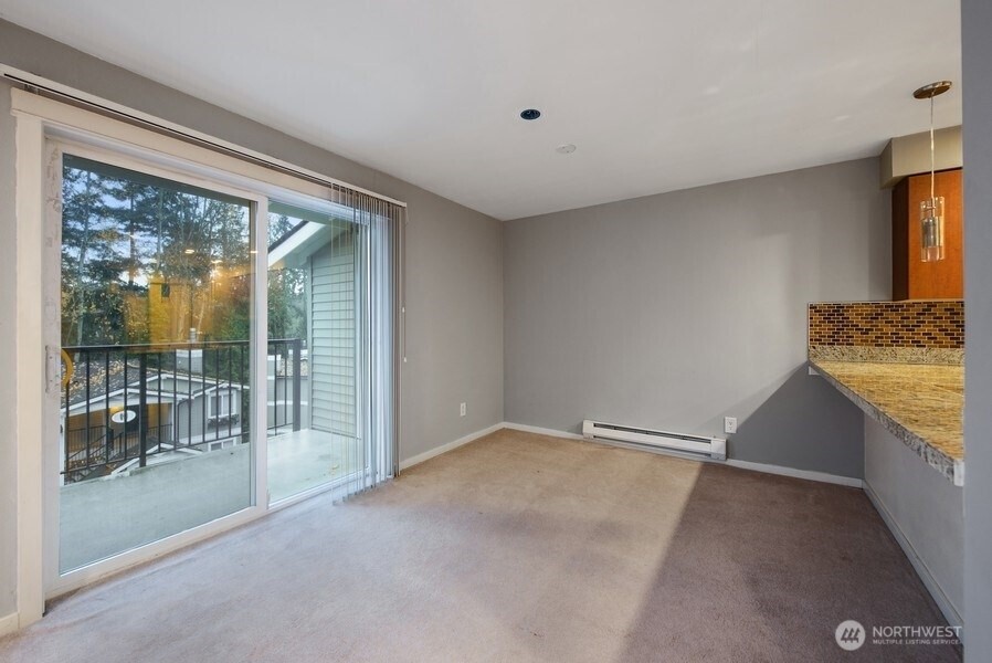 11215 NE 128th Street #L301, Kirkland, WA 98034