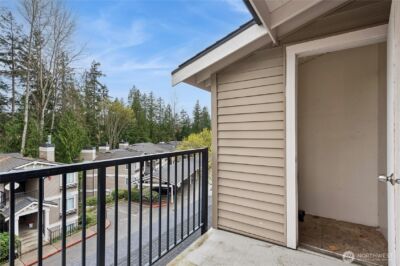11215 NE 128th Street #L301, Kirkland, WA 98034 - Photo 8