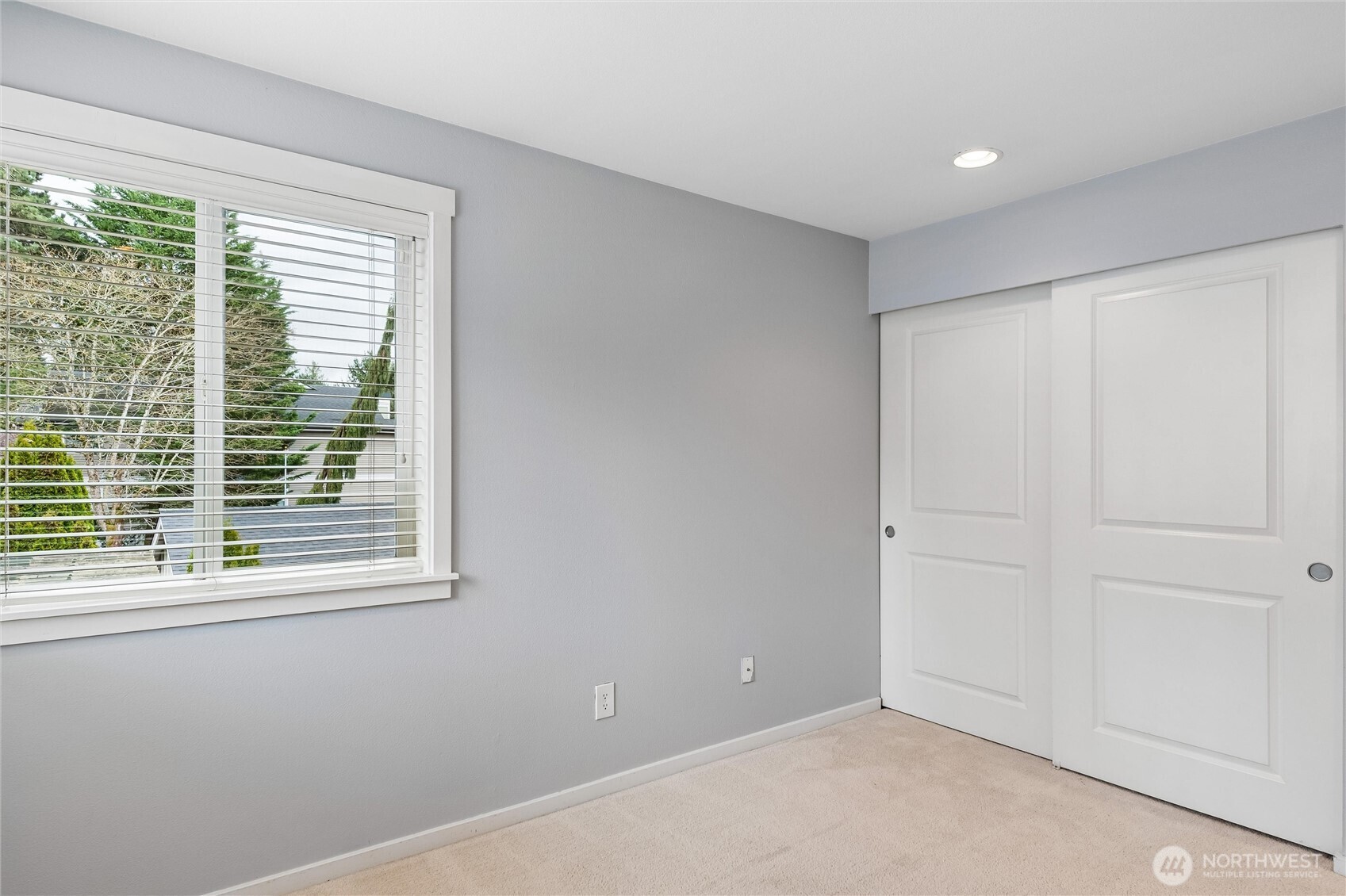 11215 NE 128th Street #L301, Kirkland, WA 98034