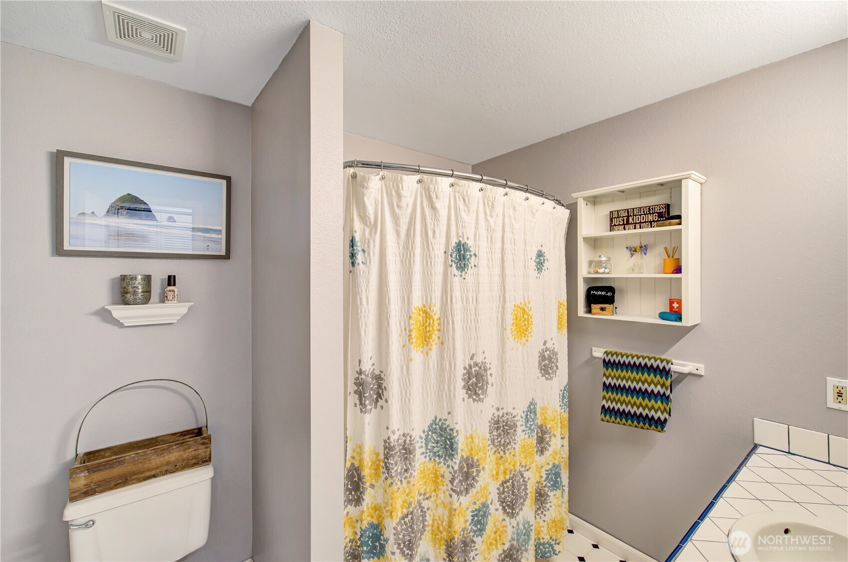 1411 Ager Drive #304, Long Beach, WA 98631