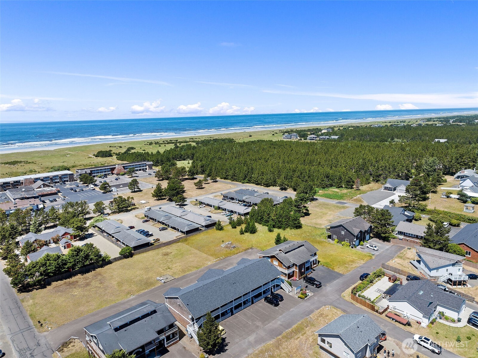 1411 Ager Drive #304, Long Beach, WA 98631