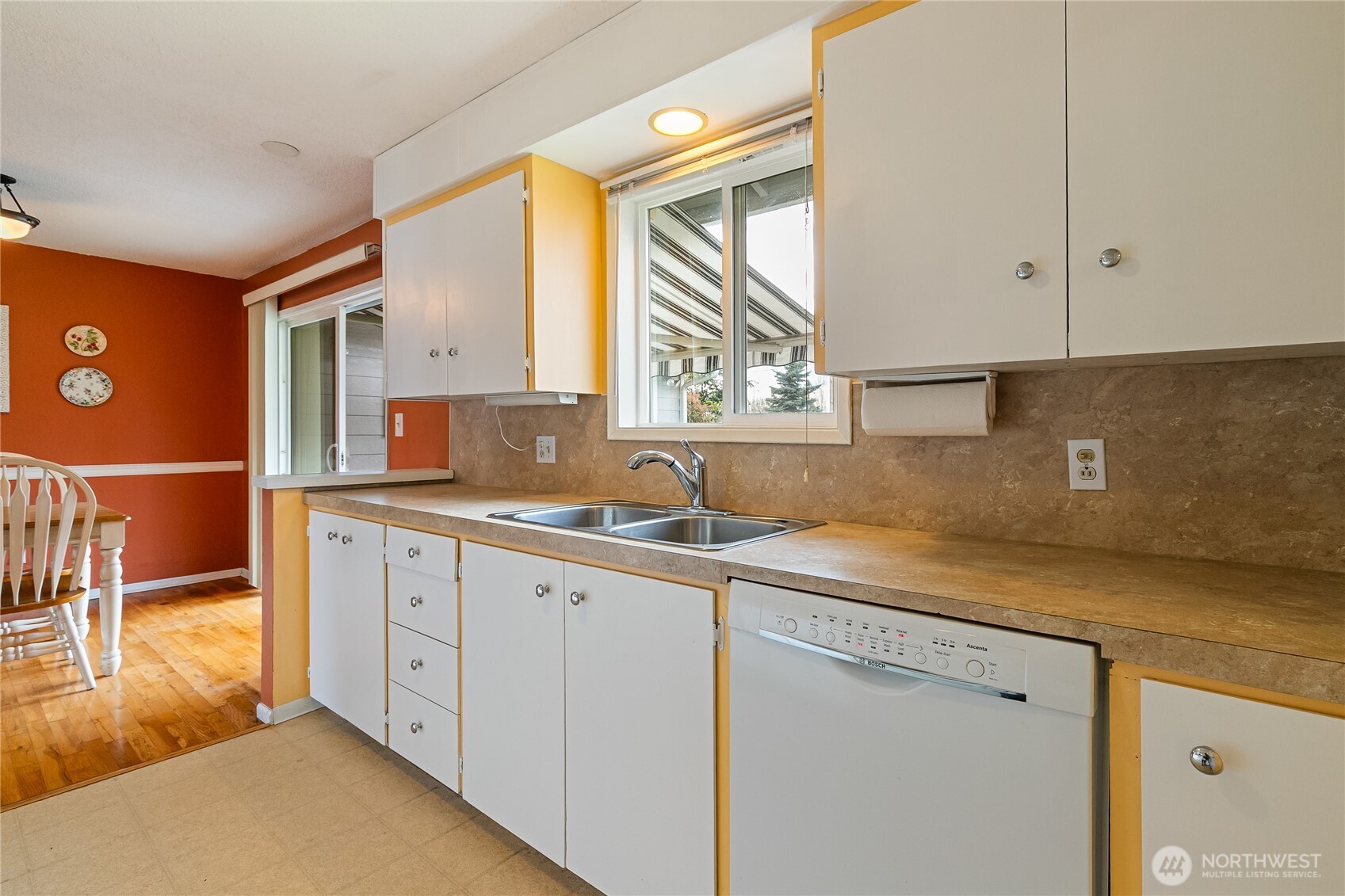 2735 Xenia Street , Bellingham, WA 98226-3836