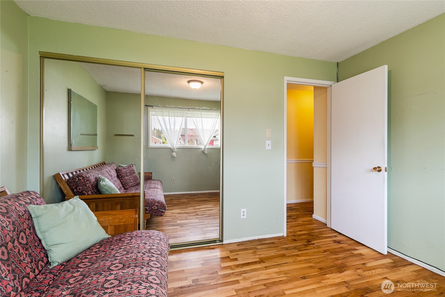 2735 Xenia Street , Bellingham, WA 98226-3836