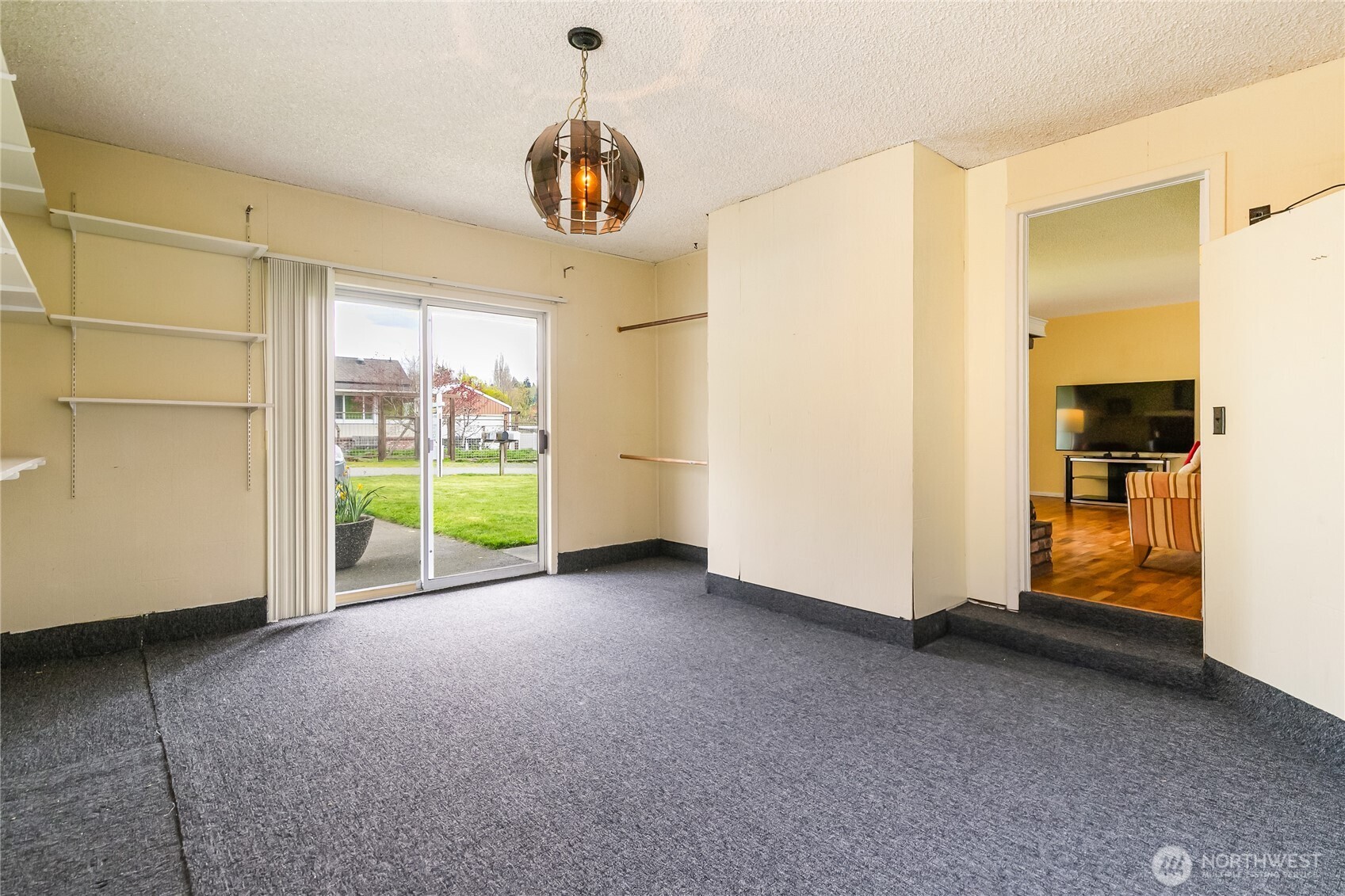 2735 Xenia Street , Bellingham, WA 98226-3836