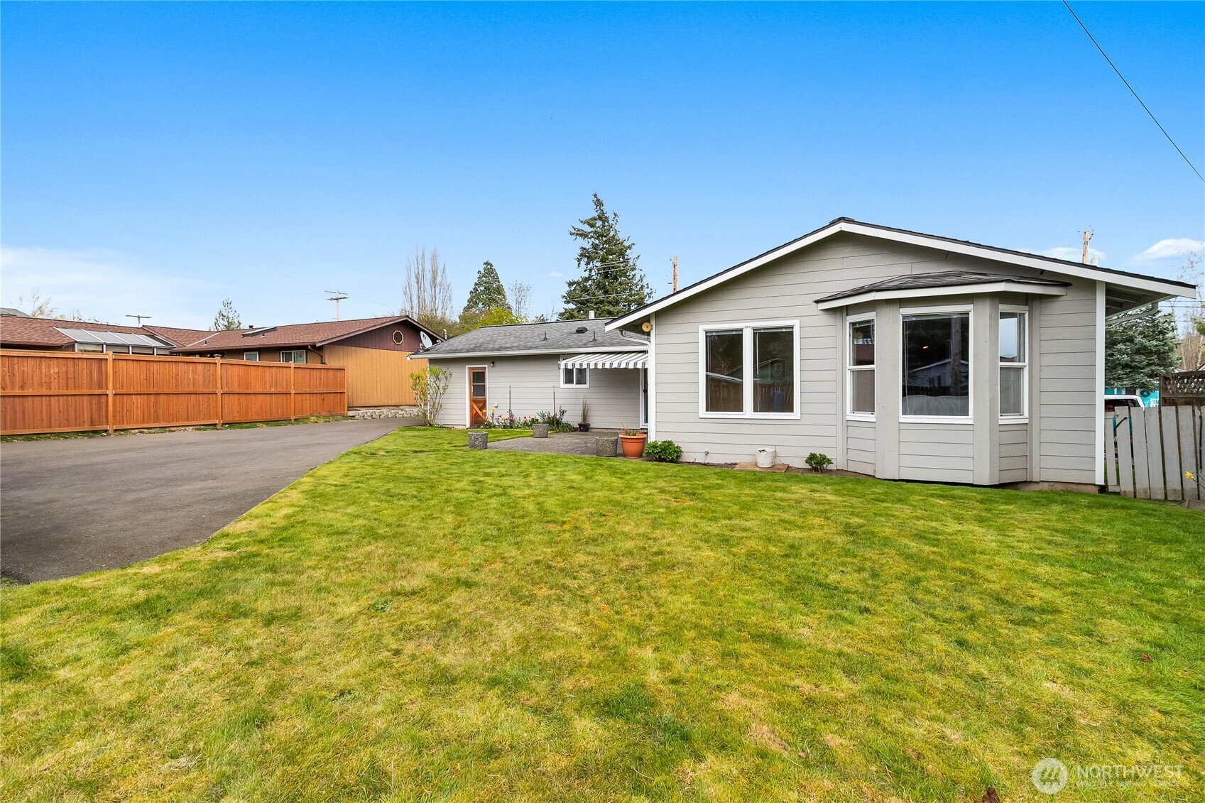 2735 Xenia Street , Bellingham, WA 98226-3836