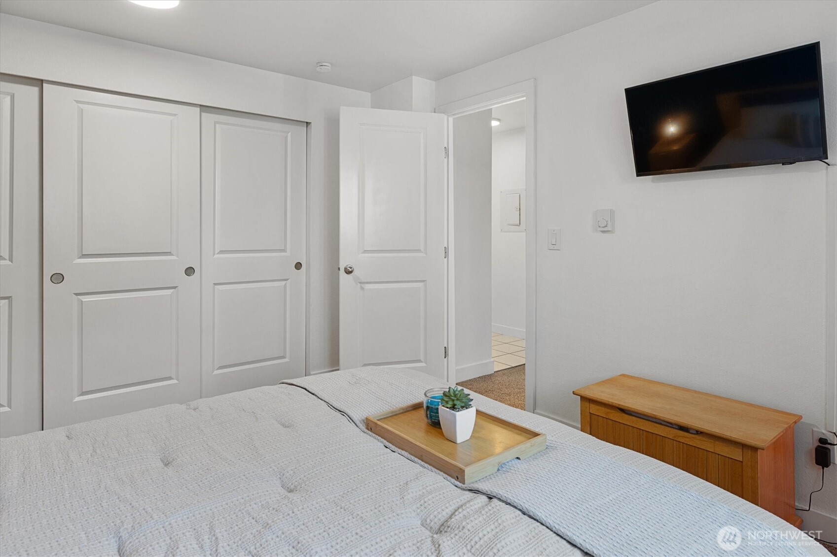 14206 NE 181st Place #L202, Woodinville, WA 98072-8585