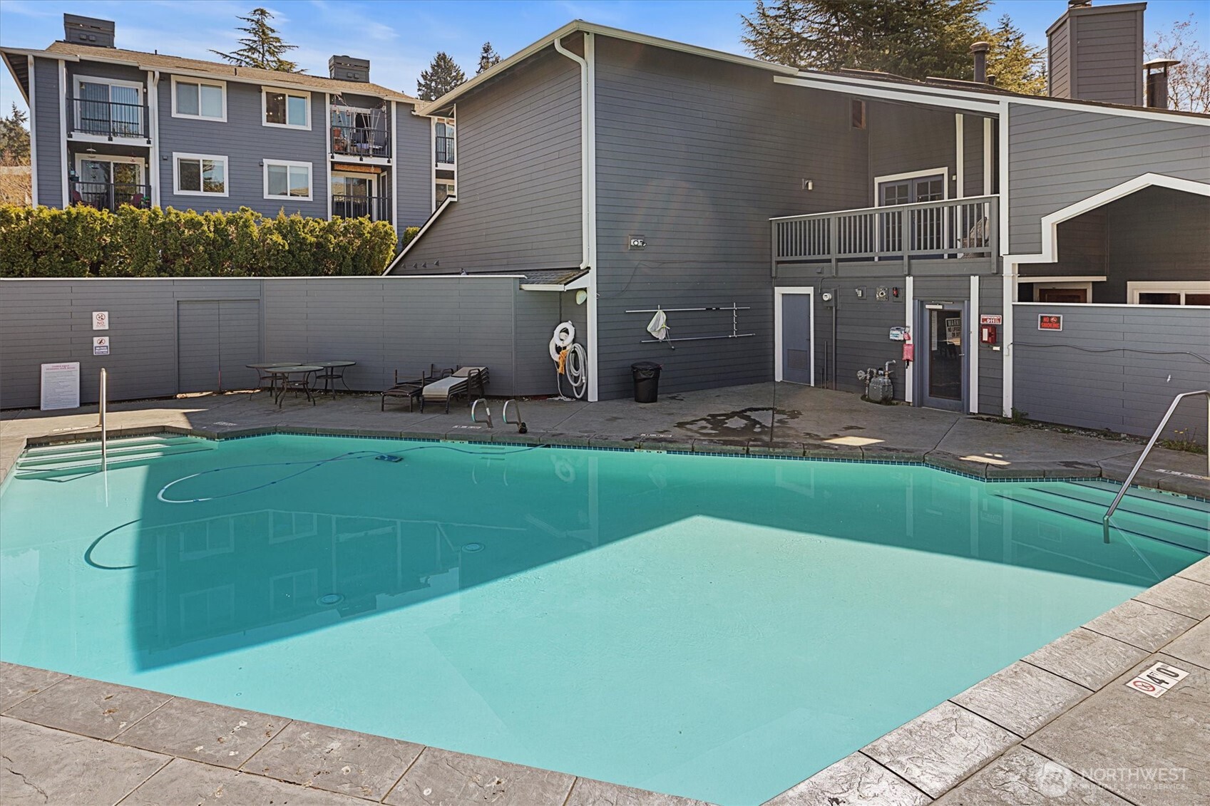 14206 NE 181st Place #L202, Woodinville, WA 98072-8585