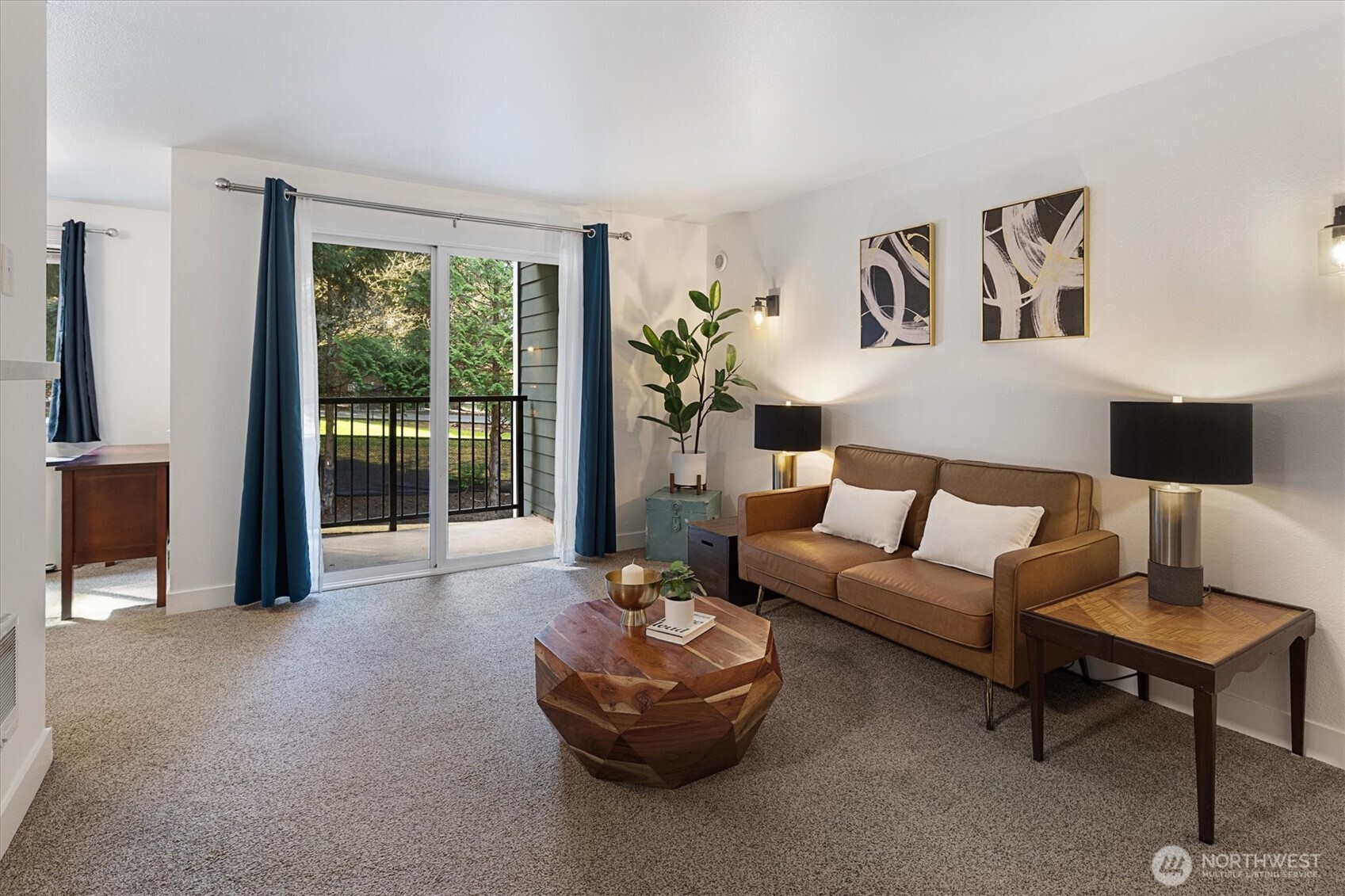 14206 NE 181st Place #L202, Woodinville, WA 98072-8585