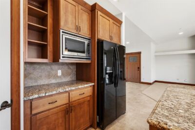 1051 N Baker Avenue #B203, East Wenatchee, WA 98802 - Photo 17