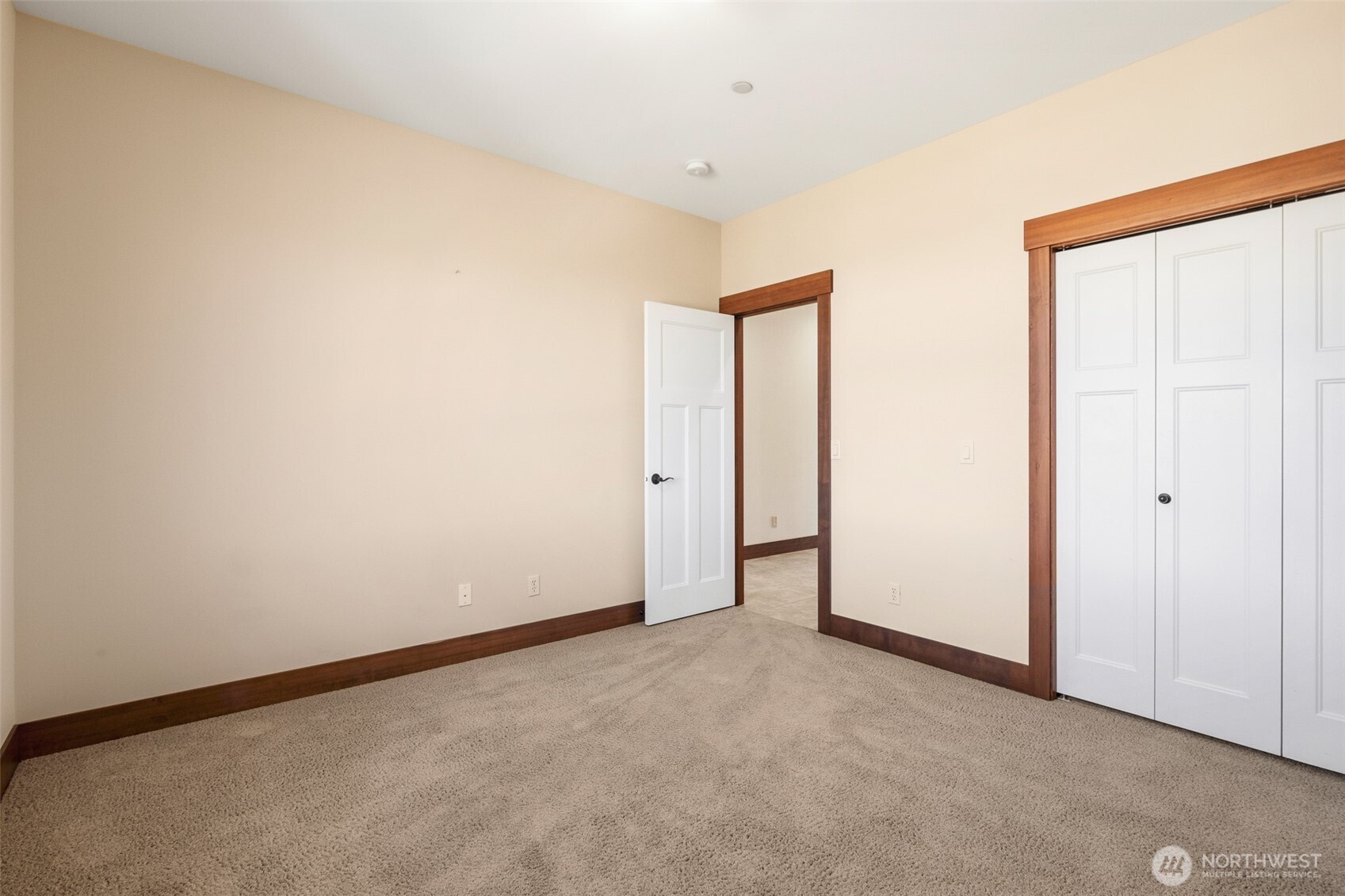 1051 N Baker Avenue #B203, East Wenatchee, WA 98802