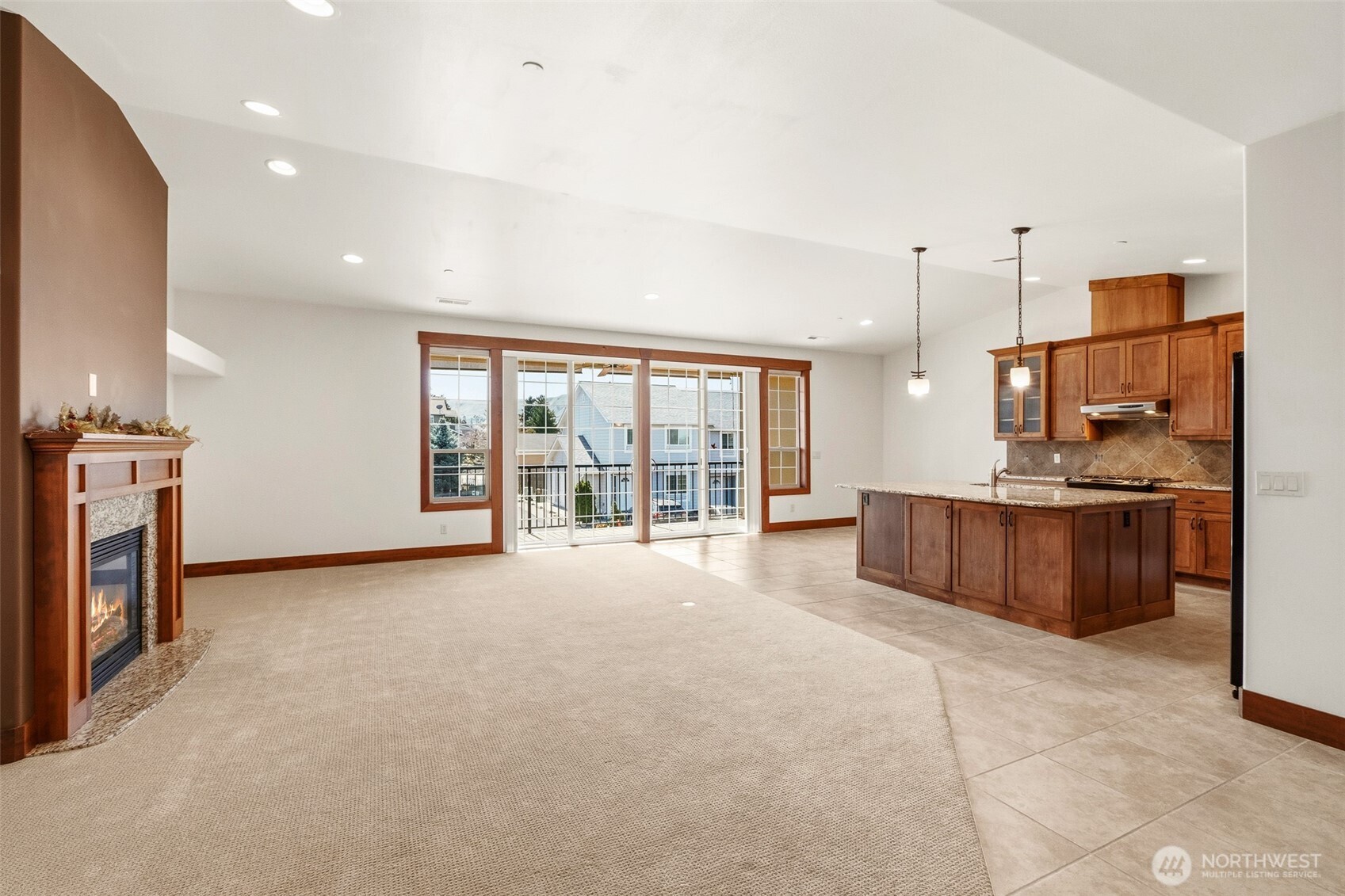 1051 N Baker Avenue #B203, East Wenatchee, WA 98802