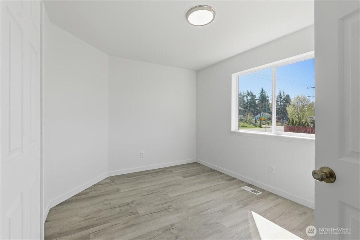26618 131st Place SE, Kent, WA 98030