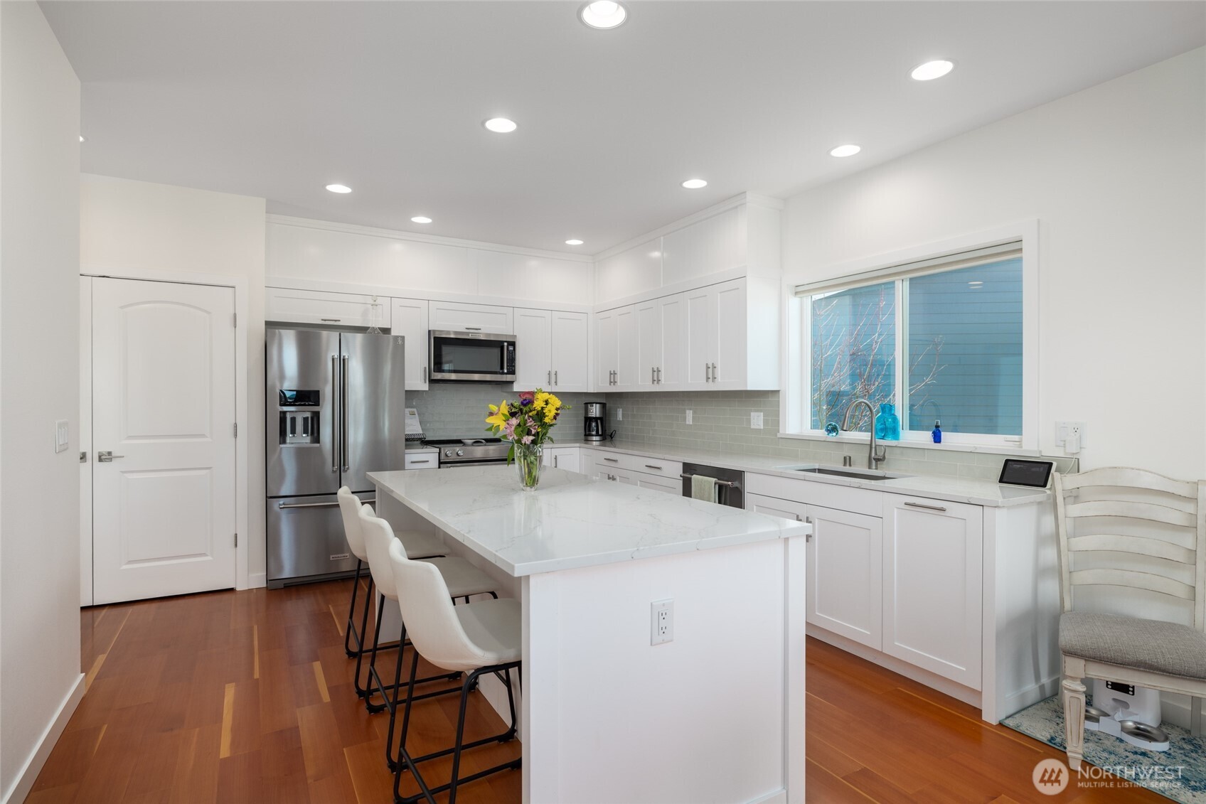 3903 Isle Way , Anacortes, WA 98221-8593