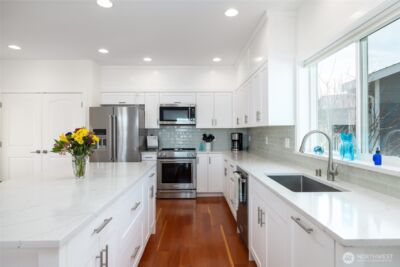 3903 Isle Way , Anacortes, WA 98221-8593 - Photo 15