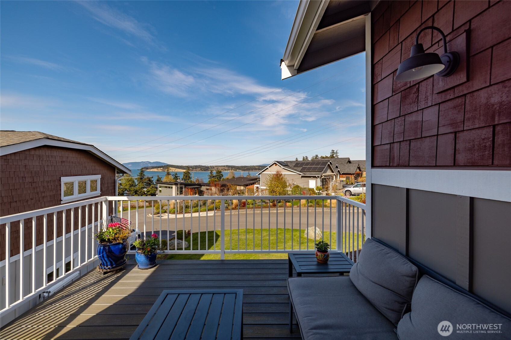 3903 Isle Way , Anacortes, WA 98221-8593