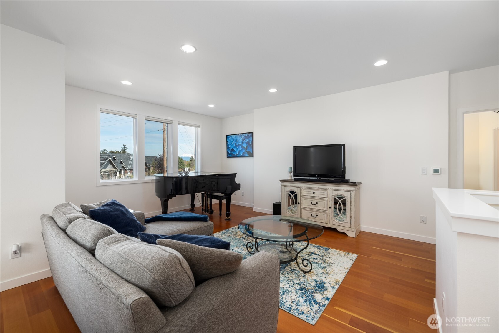 3903 Isle Way , Anacortes, WA 98221-8593