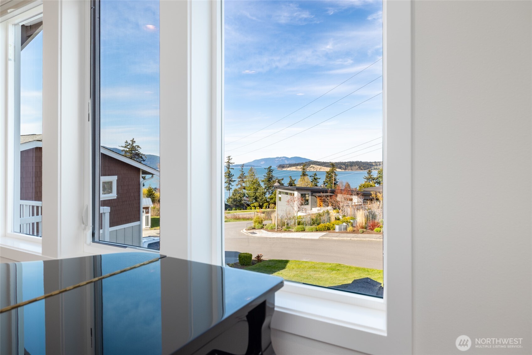 3903 Isle Way , Anacortes, WA 98221-8593