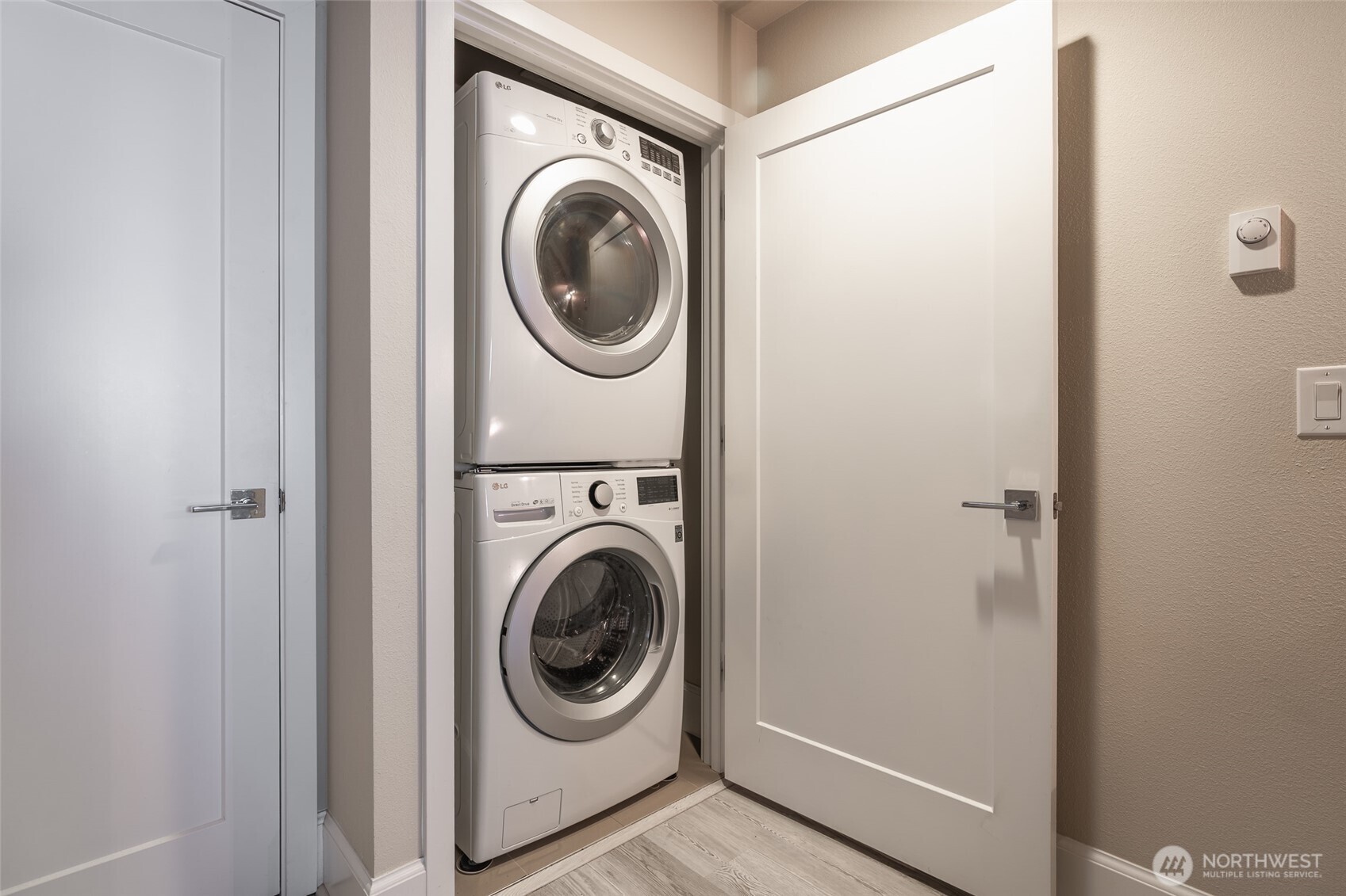 3610 1st Avenue NW #B, Seattle, WA 98107