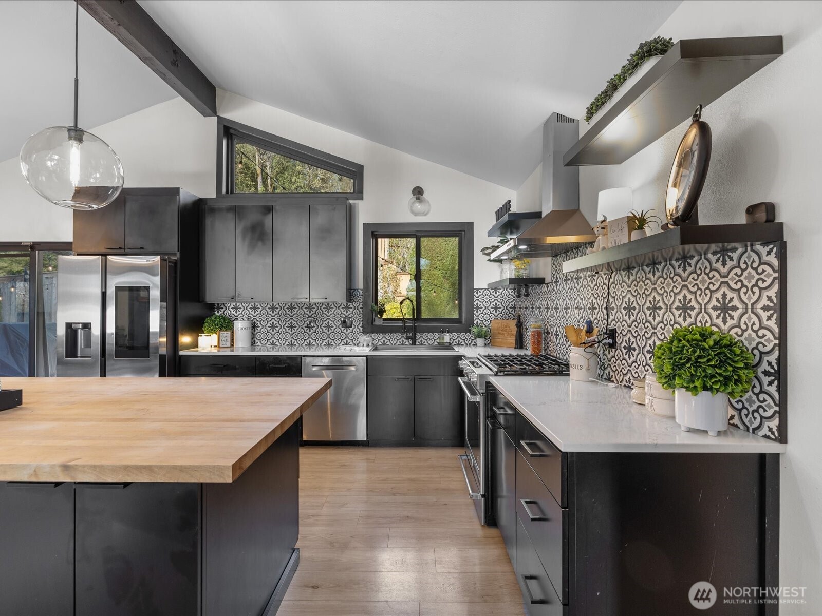 10831 Vernon Road , Lake Stevens, WA 98258