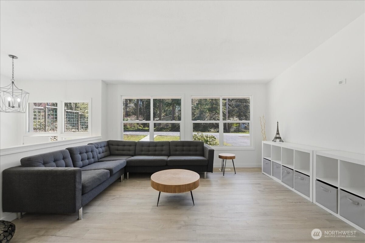 18330 SE 145th Street , Renton, WA 98059