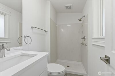 18330 SE 145th Street , Renton, WA 98059 - Photo 14