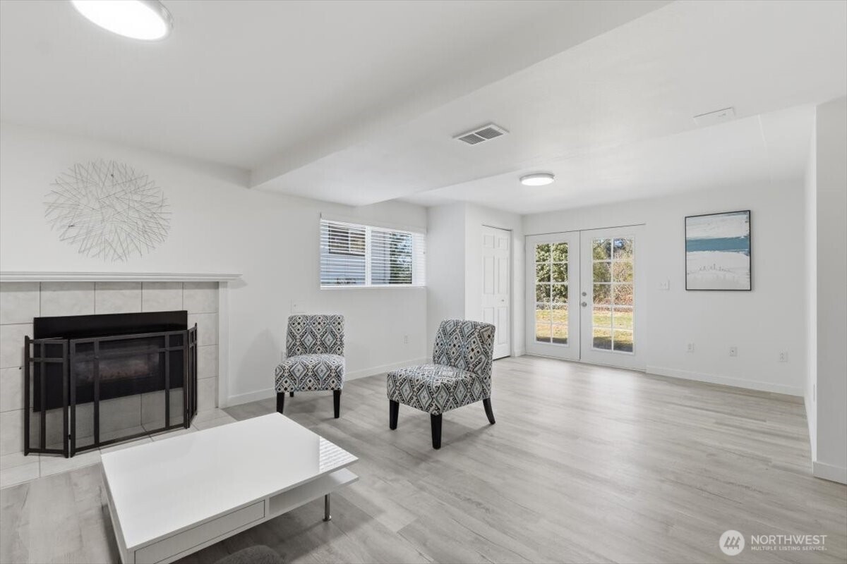 18330 SE 145th Street , Renton, WA 98059