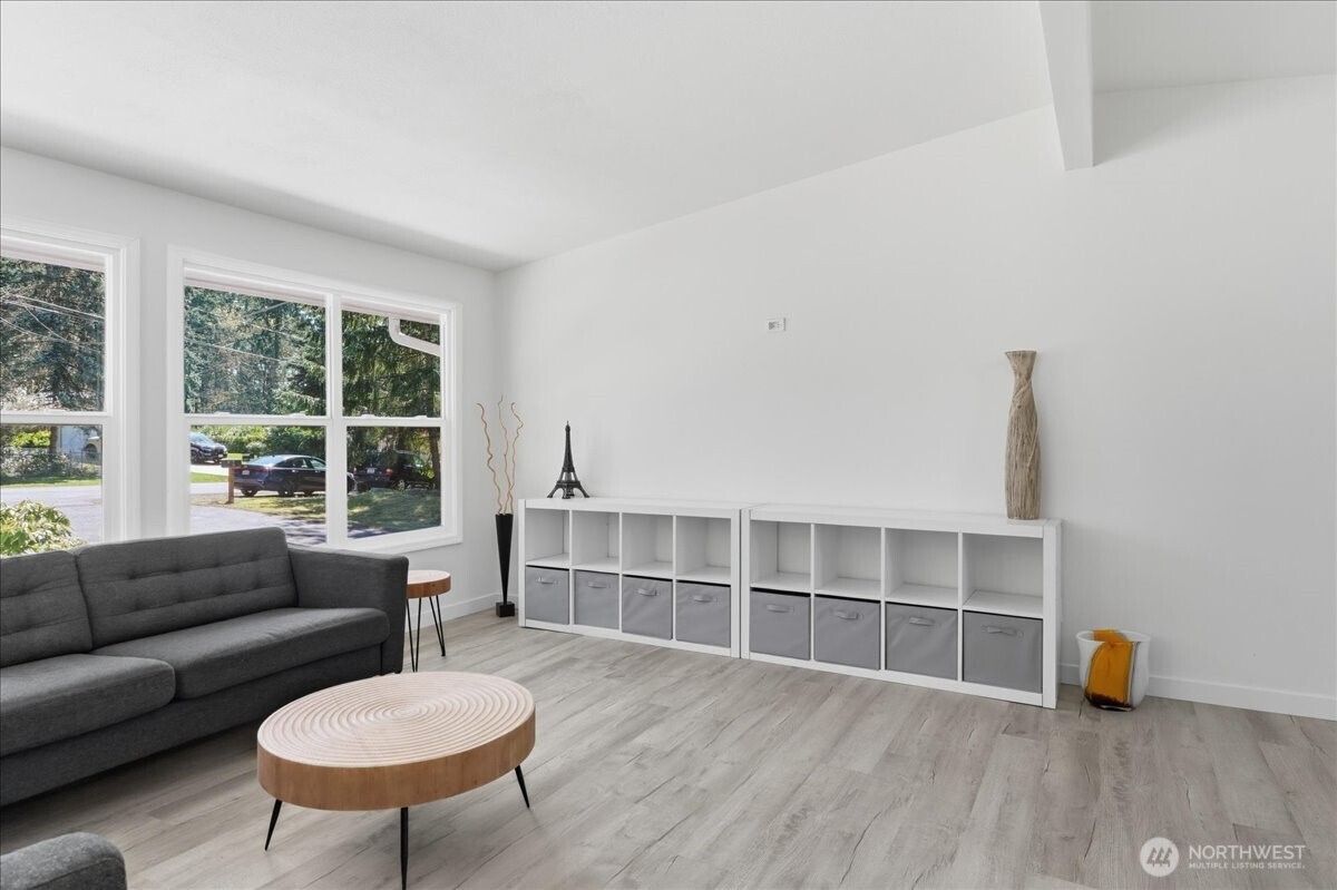 18330 SE 145th Street , Renton, WA 98059