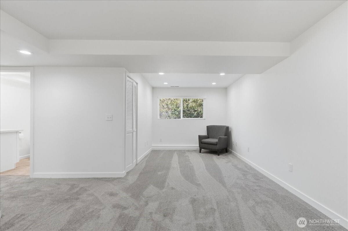 18330 SE 145th Street , Renton, WA 98059