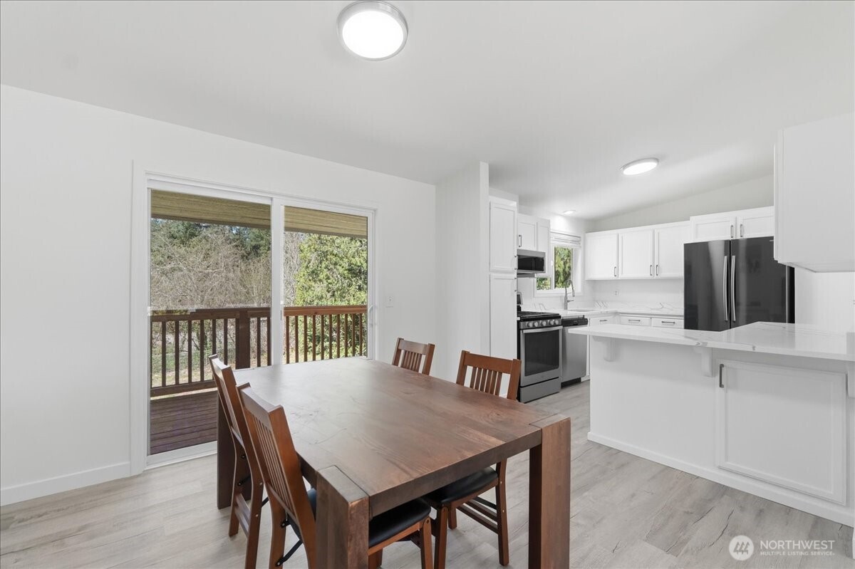 18330 SE 145th Street , Renton, WA 98059