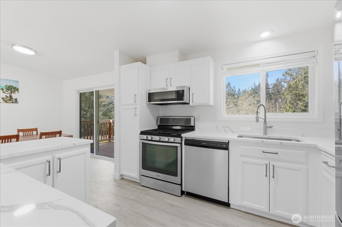 18330 SE 145th Street , Renton, WA 98059