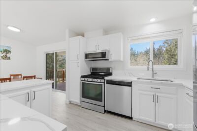 18330 SE 145th Street , Renton, WA 98059 - Photo 9