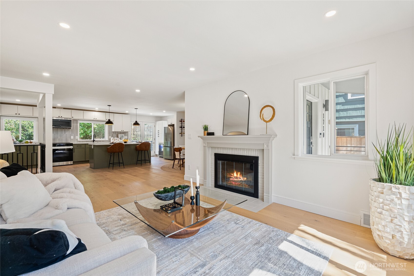 1710 NE 104th Street , Seattle, WA 98125