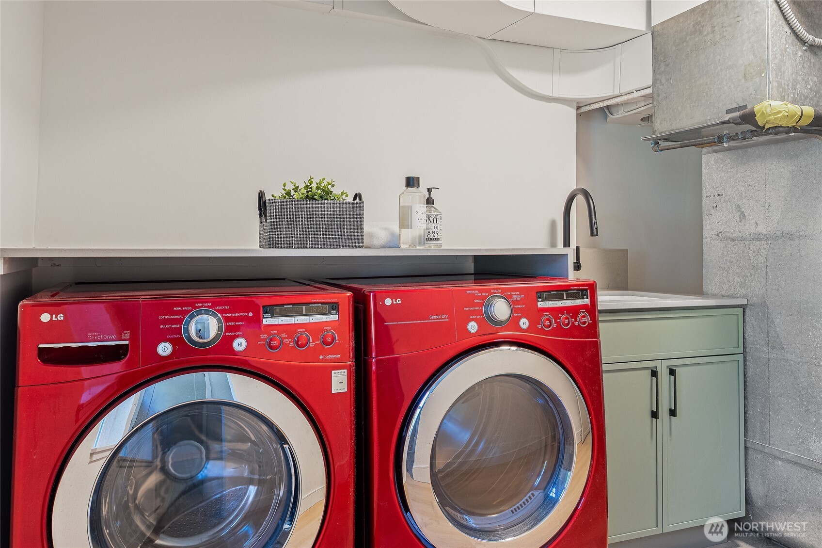 1710 NE 104th Street , Seattle, WA 98125