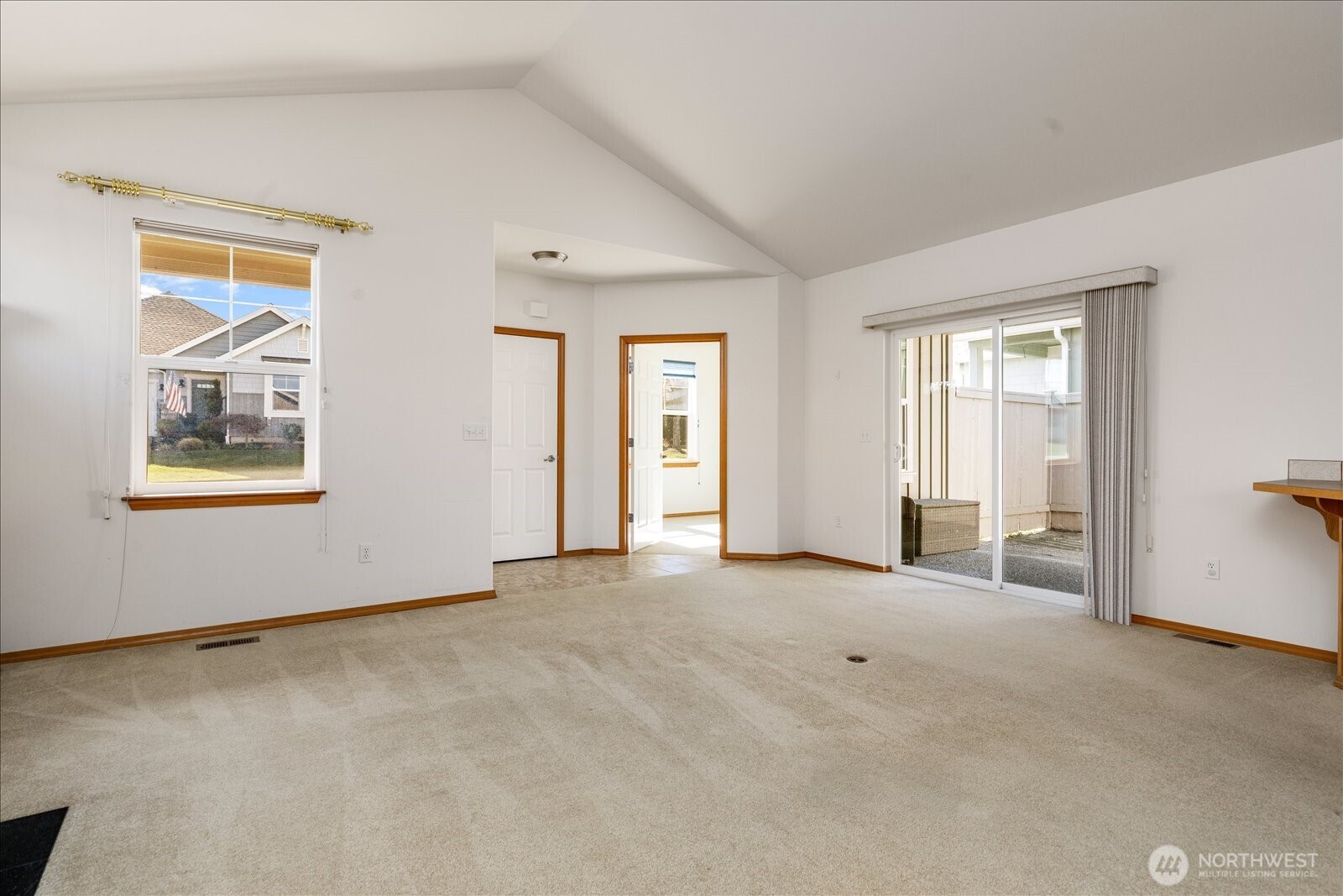 1637 SW Vanguard Street , Oak Harbor, WA 98277