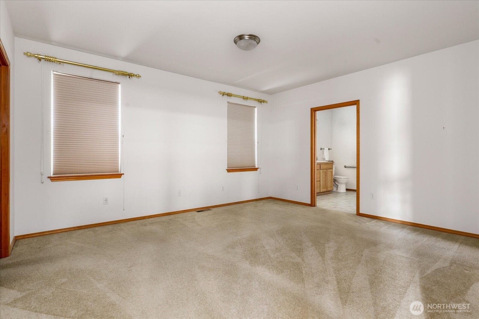 1637 SW Vanguard Street , Oak Harbor, WA 98277