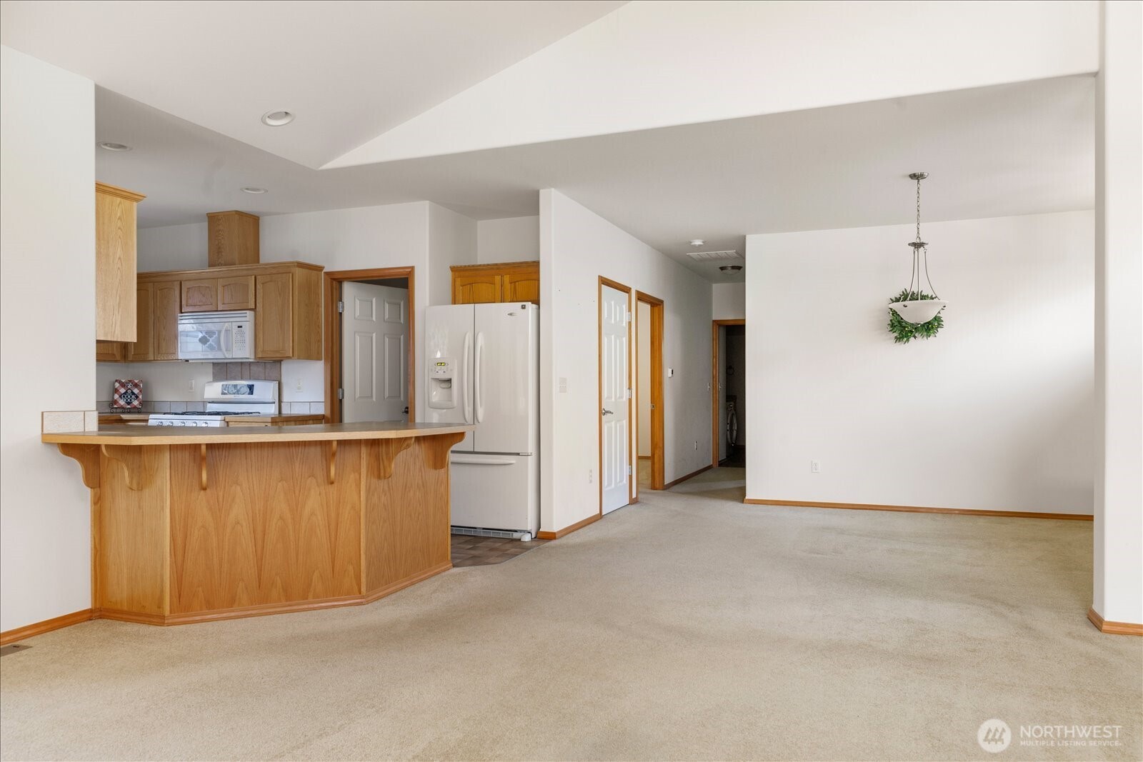 1637 SW Vanguard Street , Oak Harbor, WA 98277