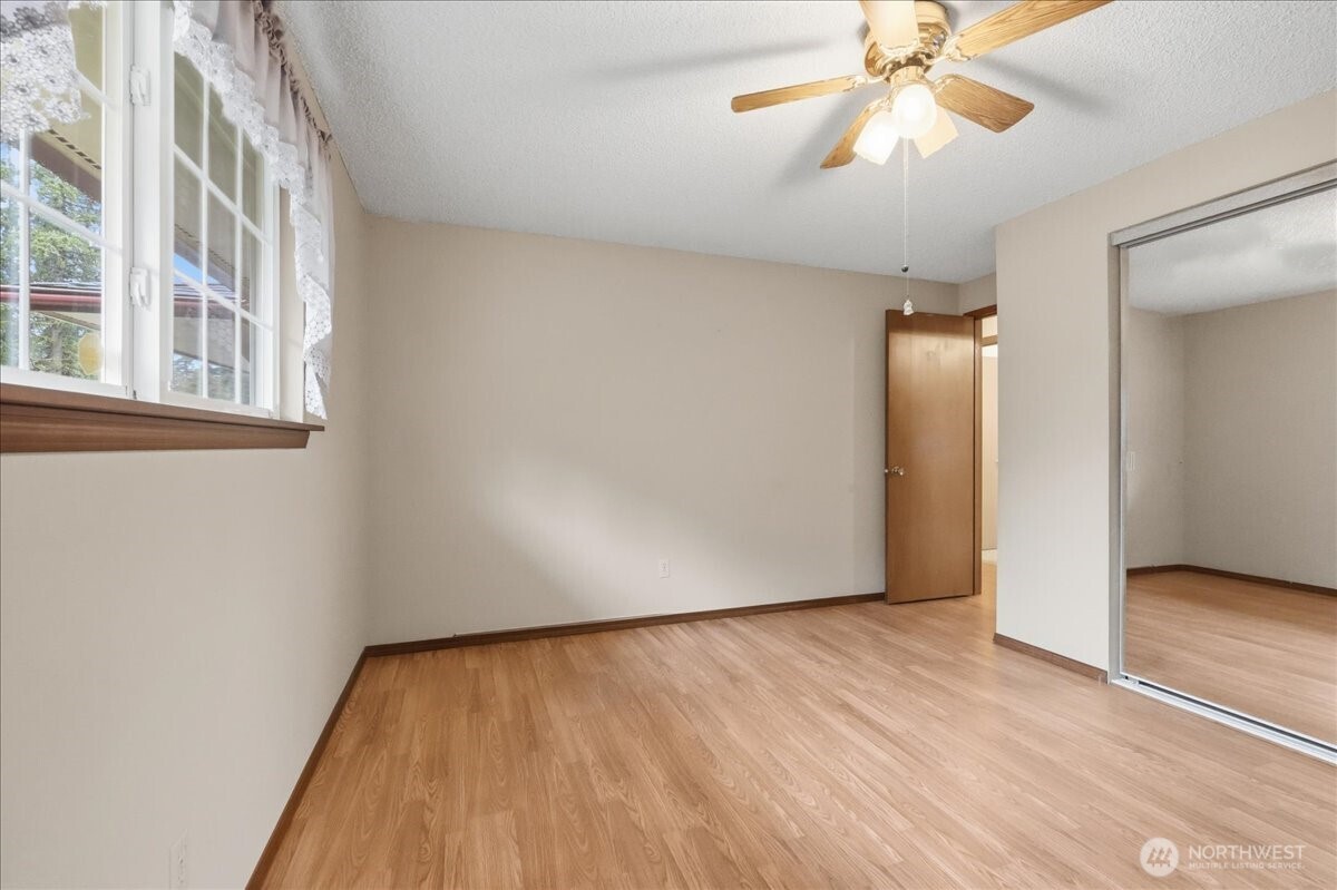 7116 105th Street E, Puyallup, WA 98373