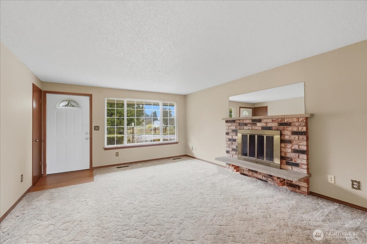 7116 105th Street E, Puyallup, WA 98373