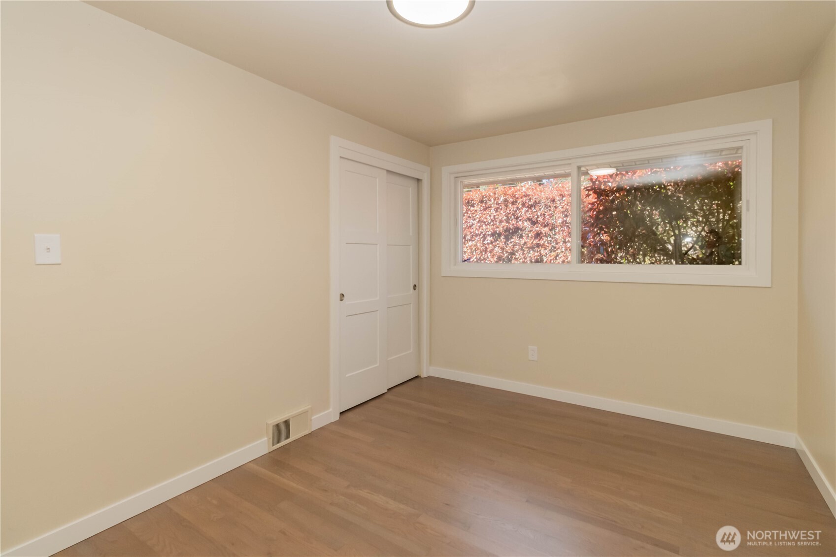 11834 8th Avenue S, Seattle, WA 98168