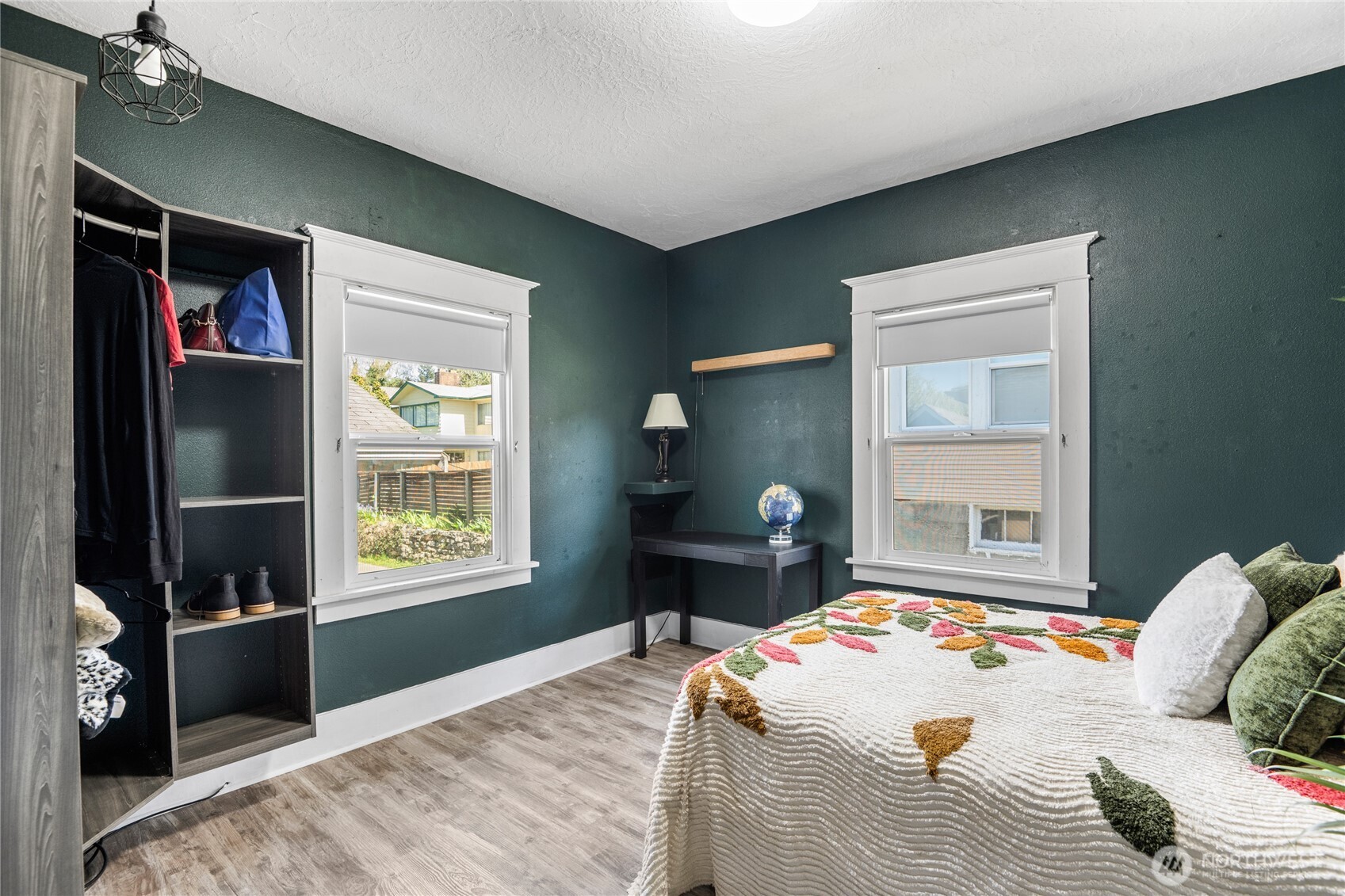 301 Columbia Street , Kelso, WA 98626