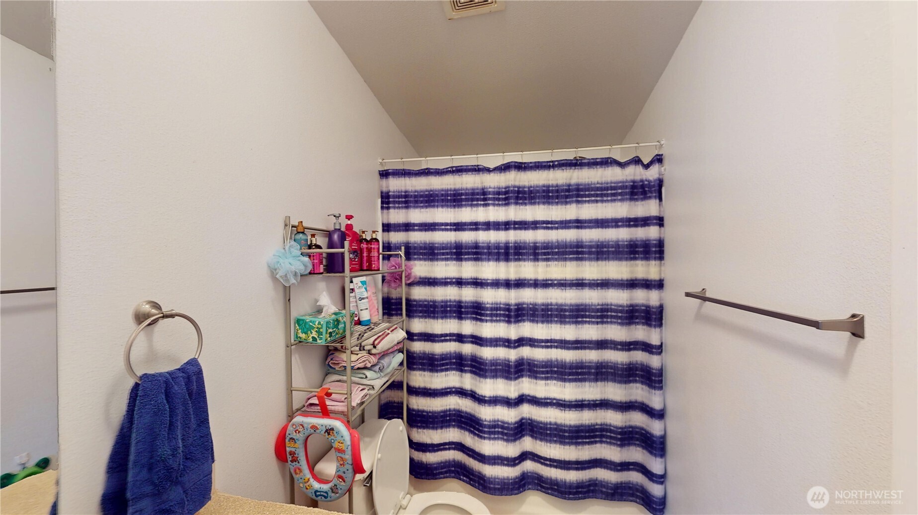 722 Aeneas Valley Road , Tonasket, WA 98855