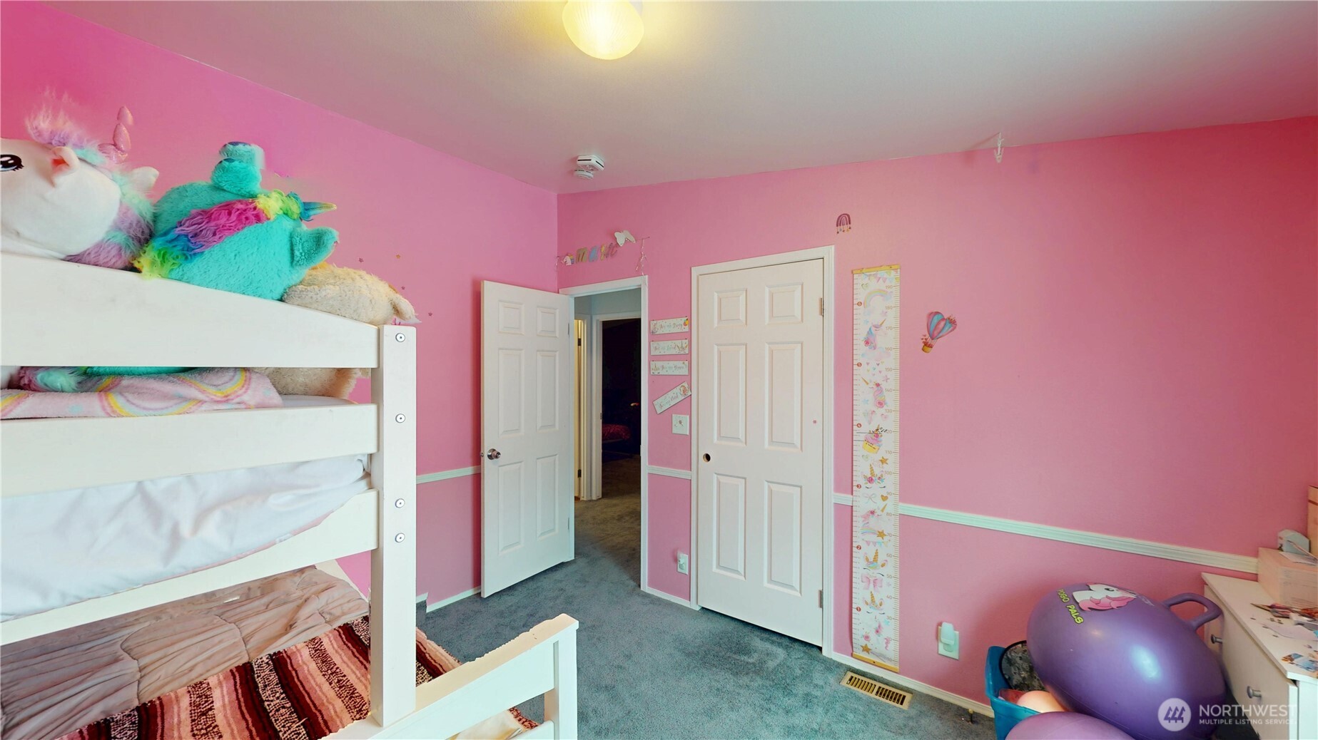722 Aeneas Valley Road , Tonasket, WA 98855