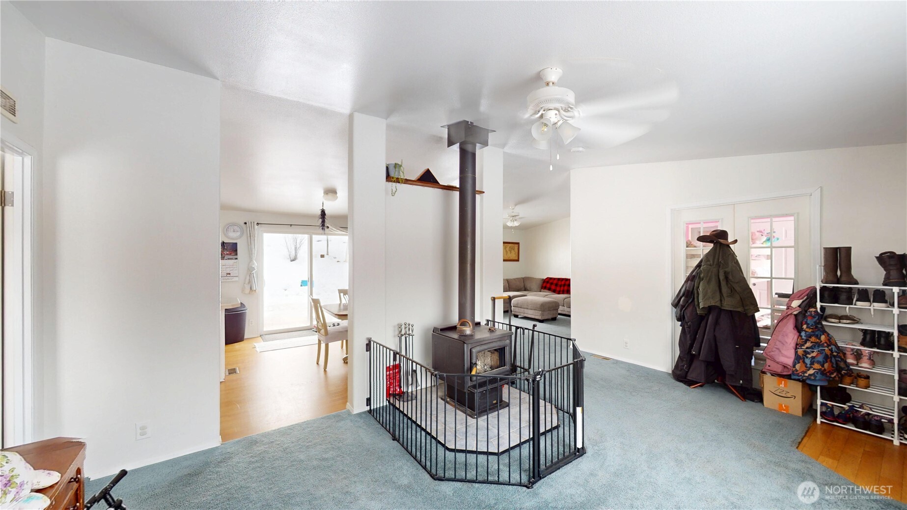 722 Aeneas Valley Road , Tonasket, WA 98855