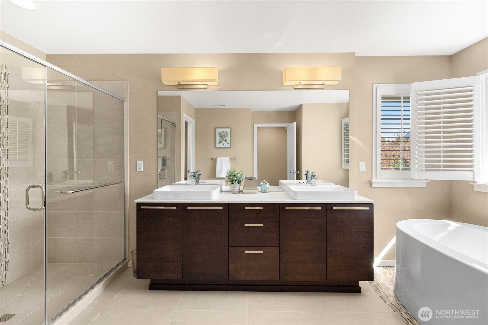 732 SE 11th Street , North Bend, WA 98045