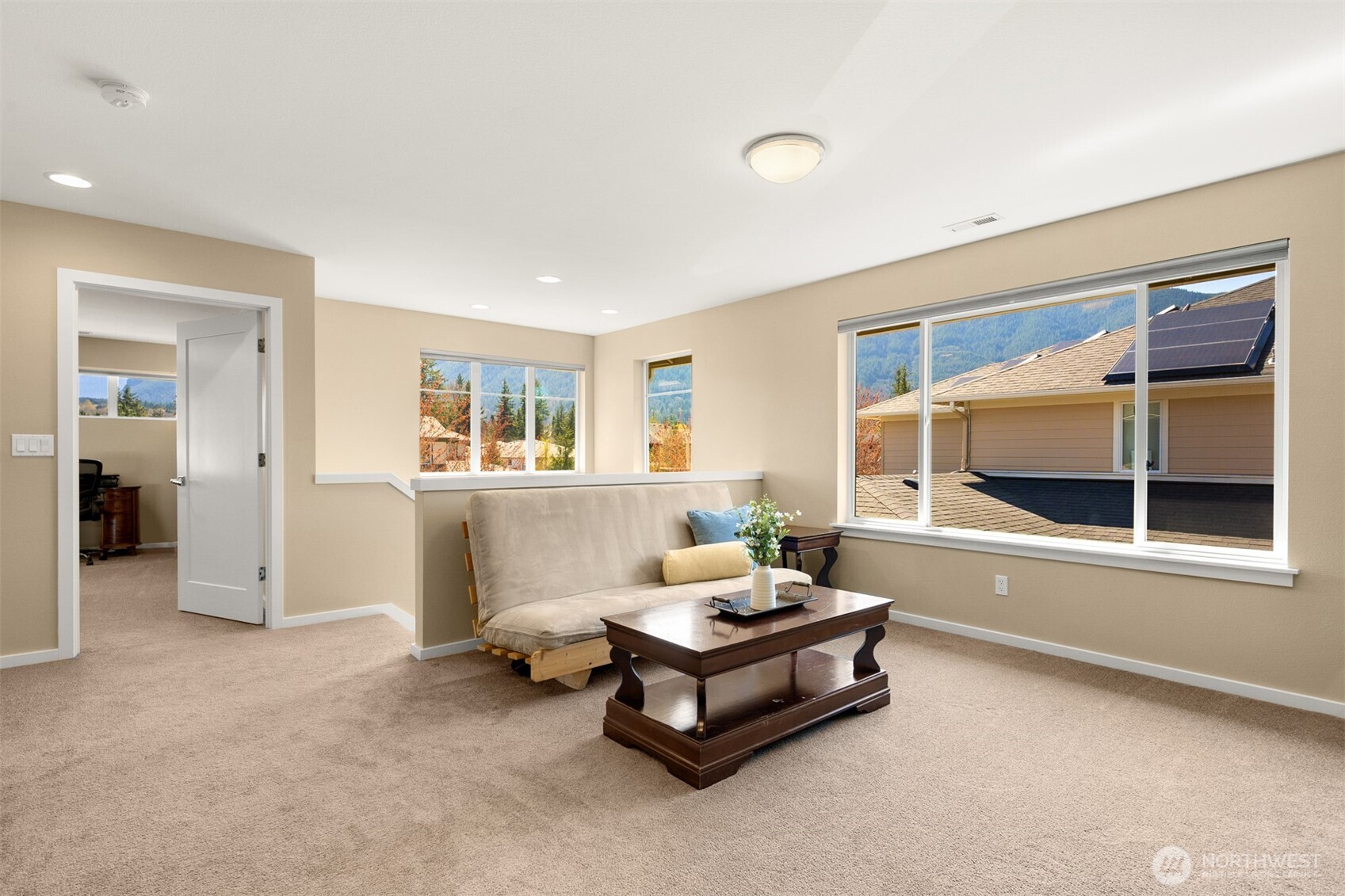 732 SE 11th Street , North Bend, WA 98045